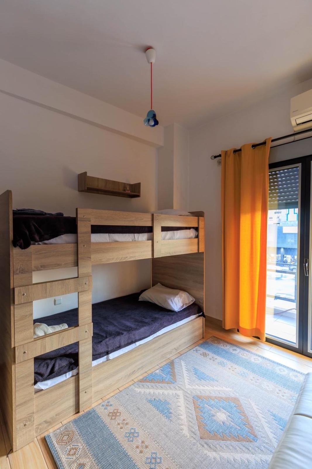 Aiolos Luxury Metro Acropolis Suite 7 Near Museum Of Modern Art เอเธนส์ ภายนอก รูปภาพ