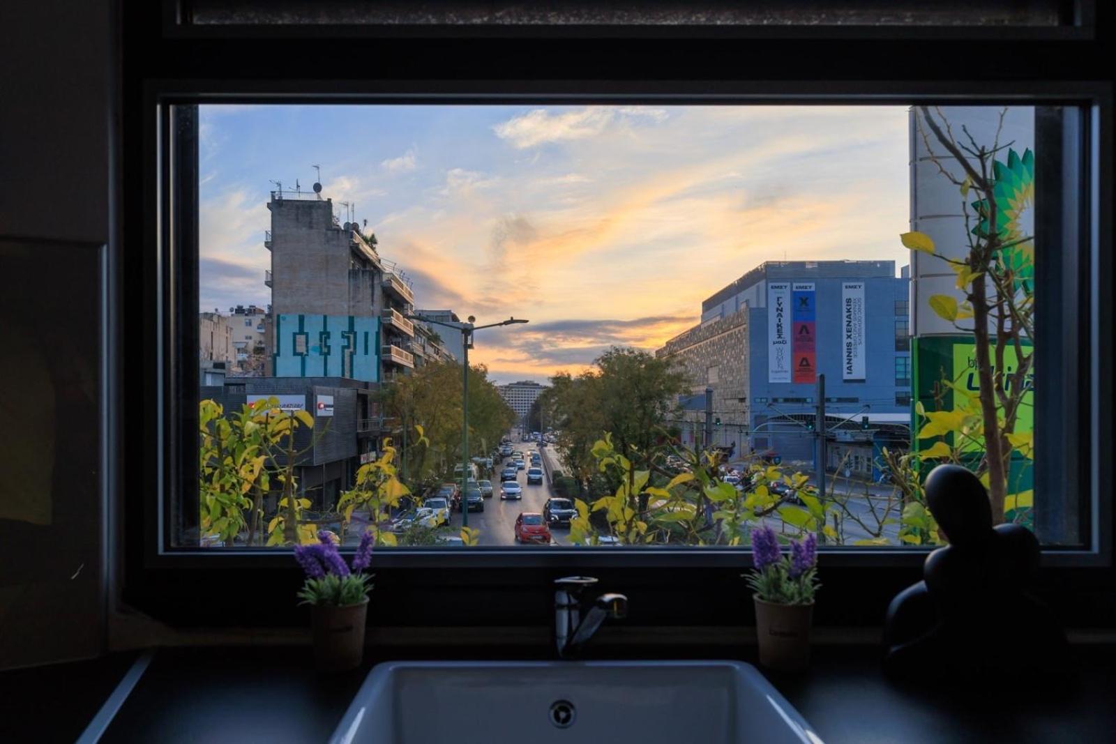 Aiolos Luxury Metro Acropolis Suite 7 Near Museum Of Modern Art เอเธนส์ ภายนอก รูปภาพ