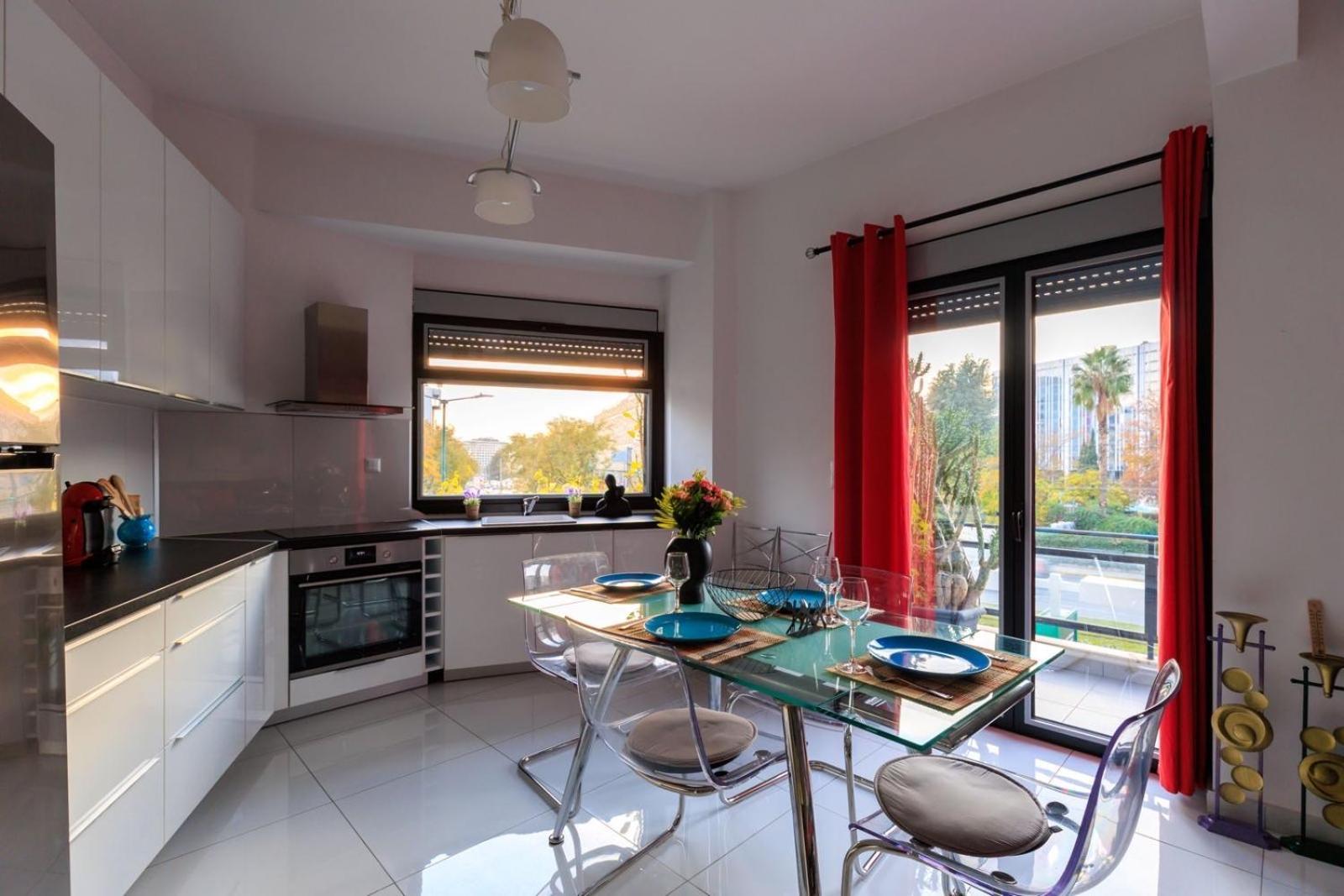 Aiolos Luxury Metro Acropolis Suite 7 Near Museum Of Modern Art เอเธนส์ ภายนอก รูปภาพ